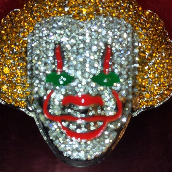 Jewelry Pennywise chain and charm pendant - Picture 4 of 8